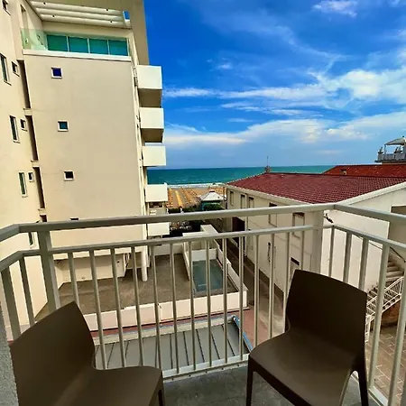 Hotel Terramare Lido di Jesolo Exterior photo